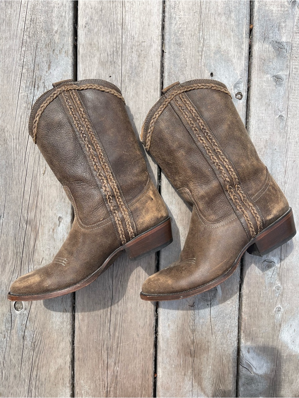 Elizabeth Anne Brown Leather Cowboy Boots Braided Leather Trim
